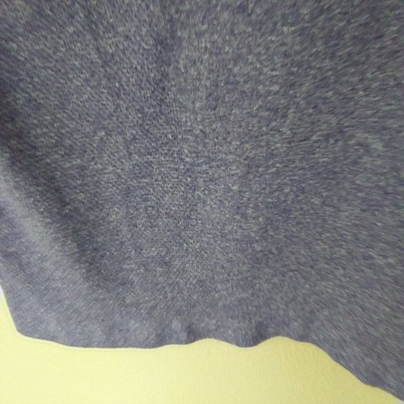 Lululemon V- Neck Tee Heathered Plum Size L (10/12)* - Picture 6 of 8